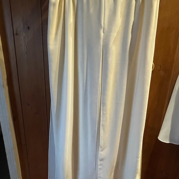 BelliSima Fashion three piece pantsuit. Size 18. Colour Ivory. - Picture 7 of 7